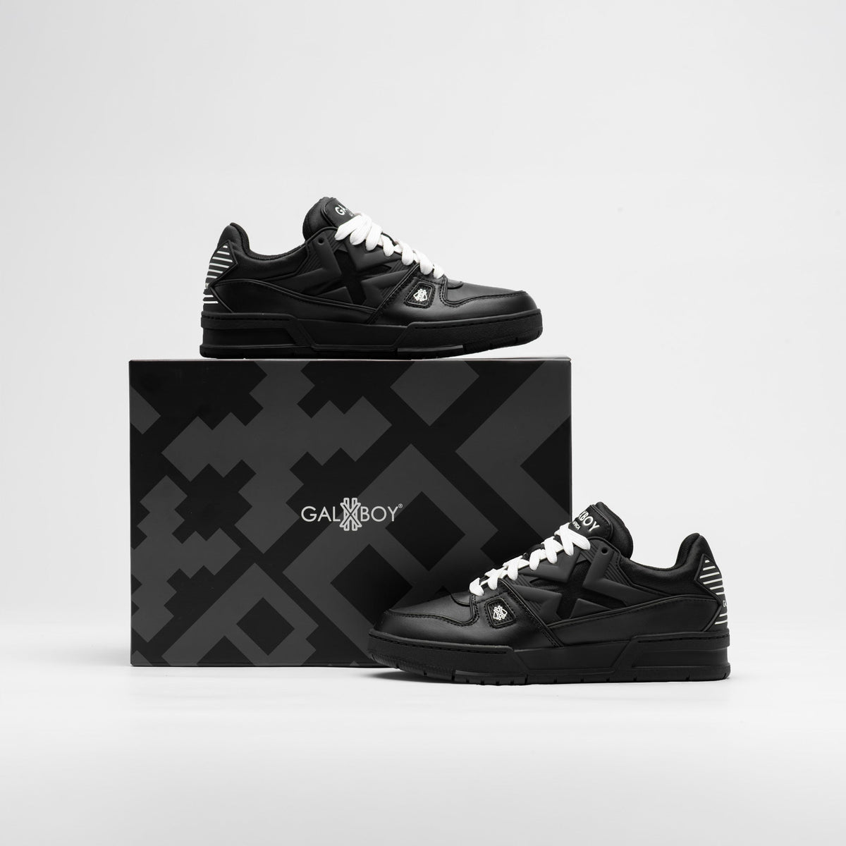012 TRAINER