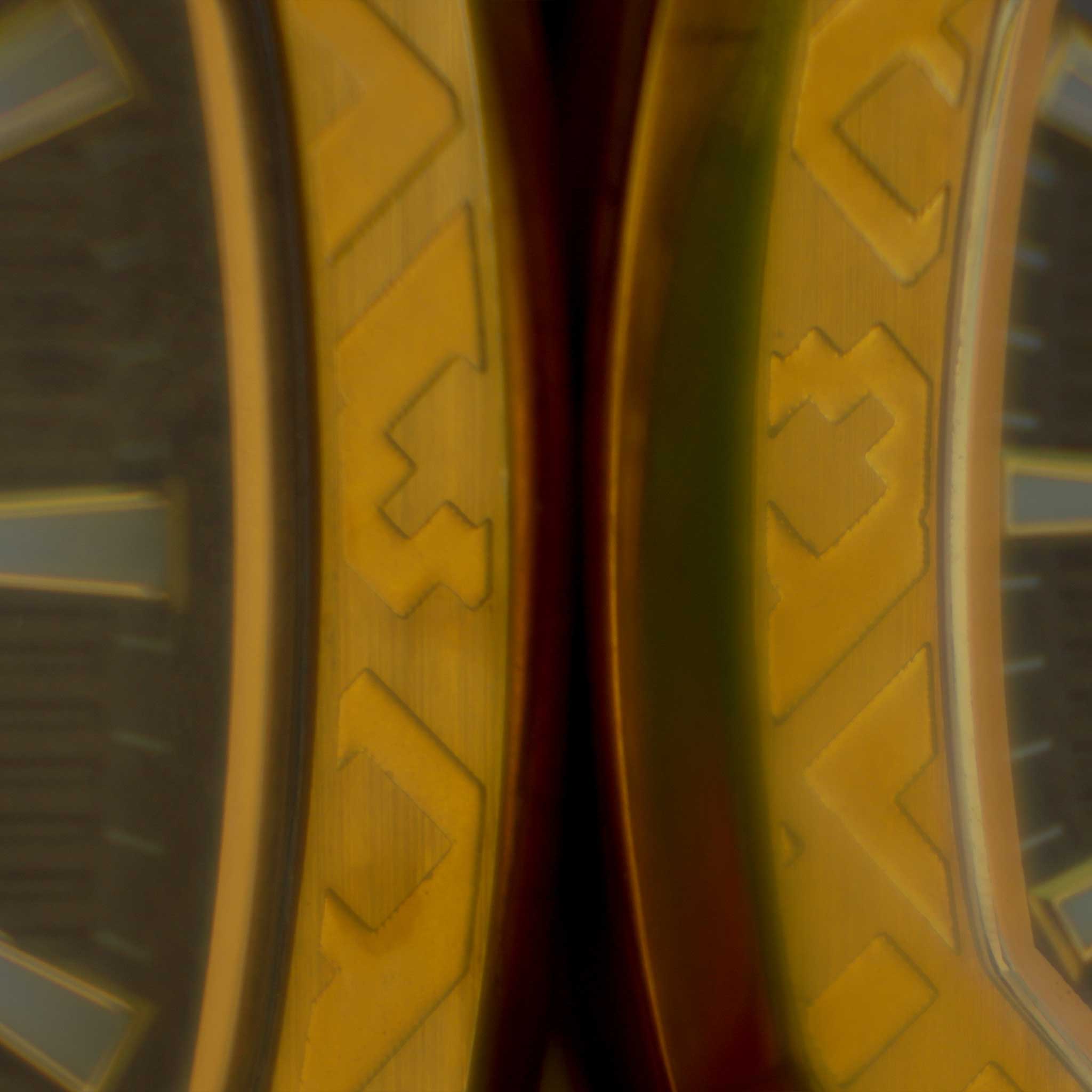 GXB 012 TYPE Y- GOLD \ BLACK