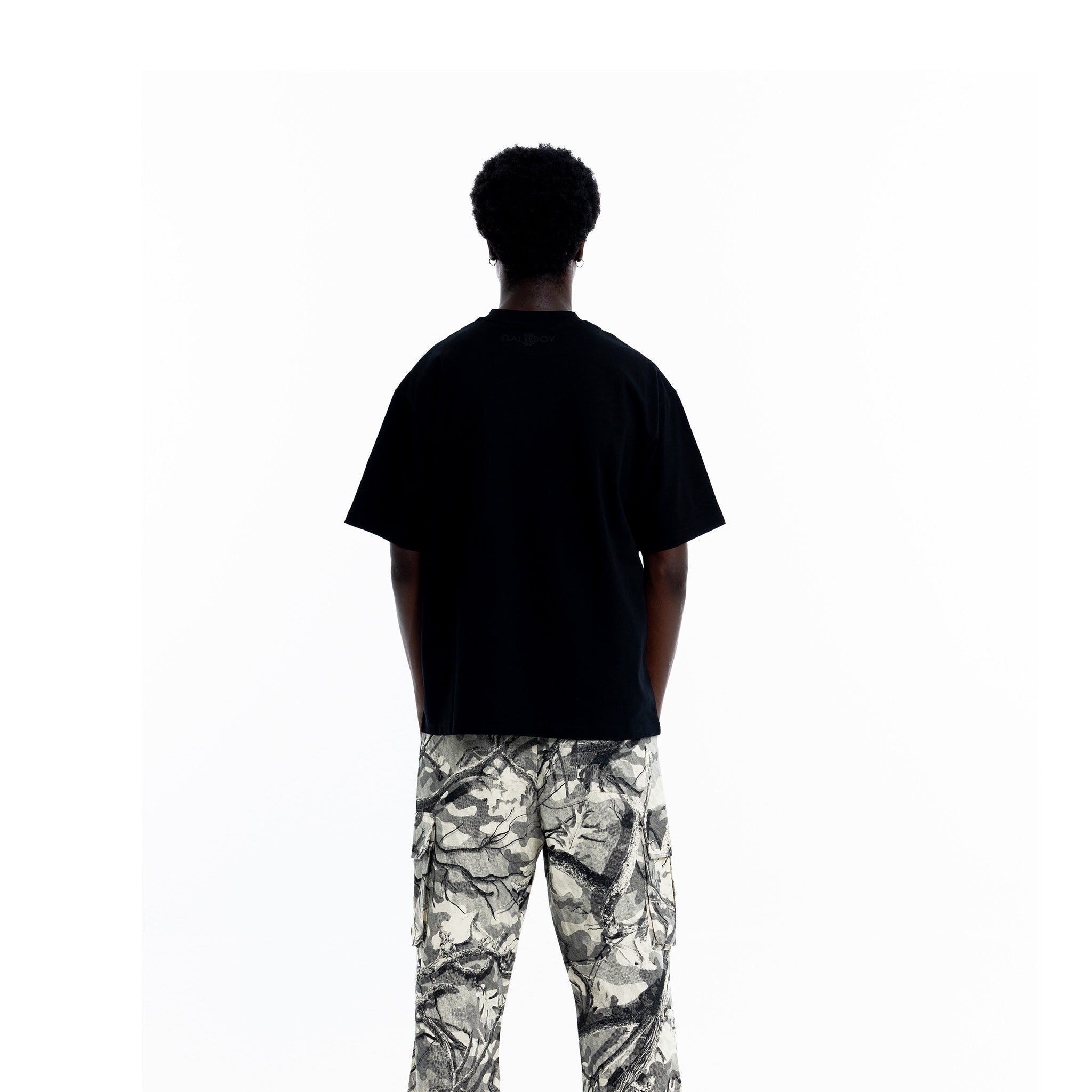 T-SHIRT BRODÉ AVEC PIÈCES DE MONNAIE