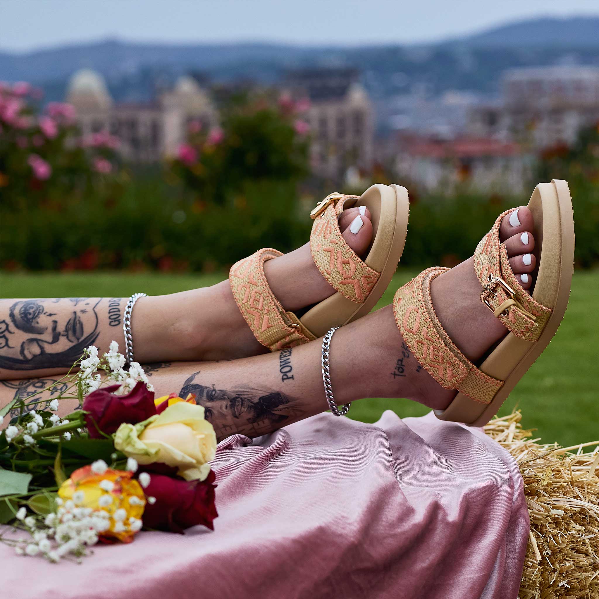 SANDALES MULES CULTURELLES