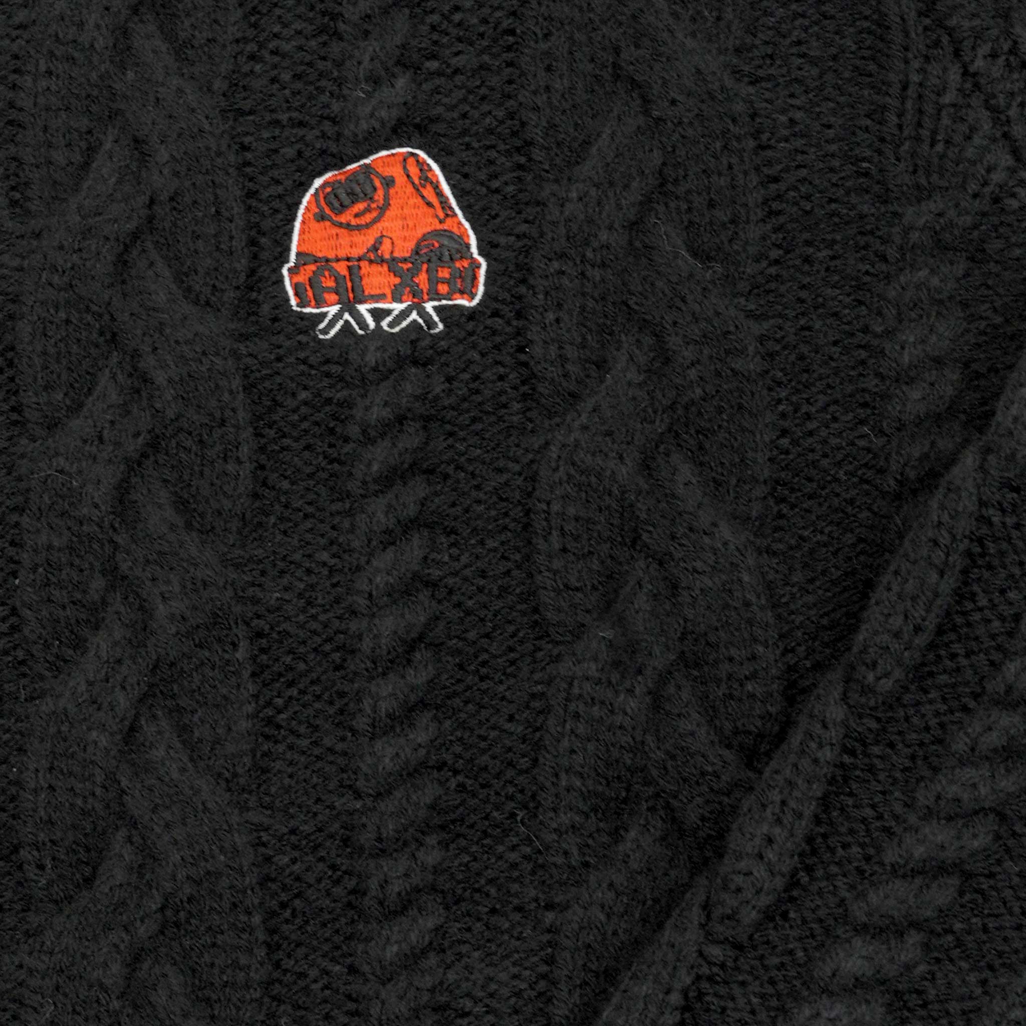 PULL EN TRICOT BEANIE™️