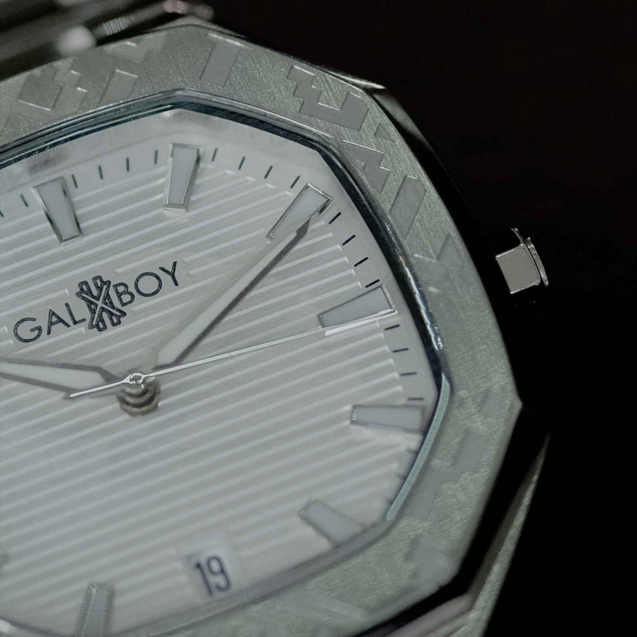 GXB 012 TYPE X - SILVER \ WHITE